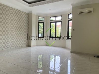 Rumah Menteng di jual harga sangat menarik lokasi strategis