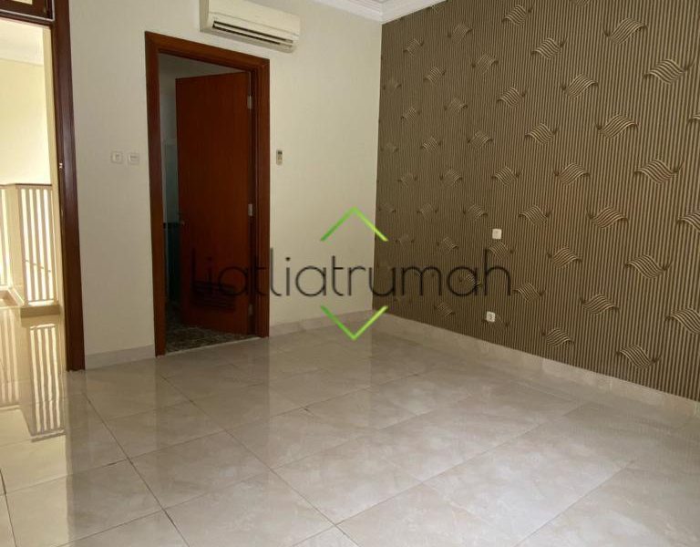 Rumah Menteng di jual harga sangat menarik lokasi strategis