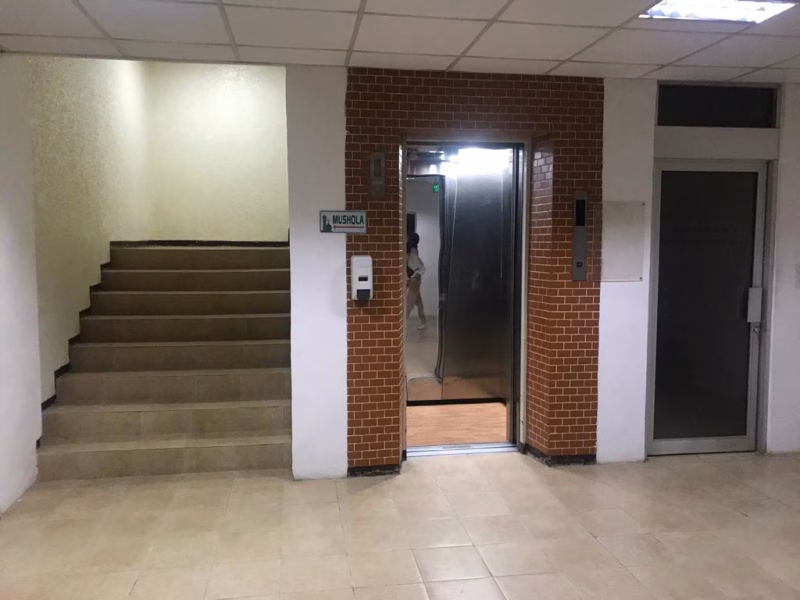 Gedung di sewa Area Cikini lokasi sangat prime bebas ganjil genap