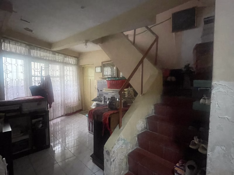Rumah Menteng di jual cepat harga menarik lokasi prime