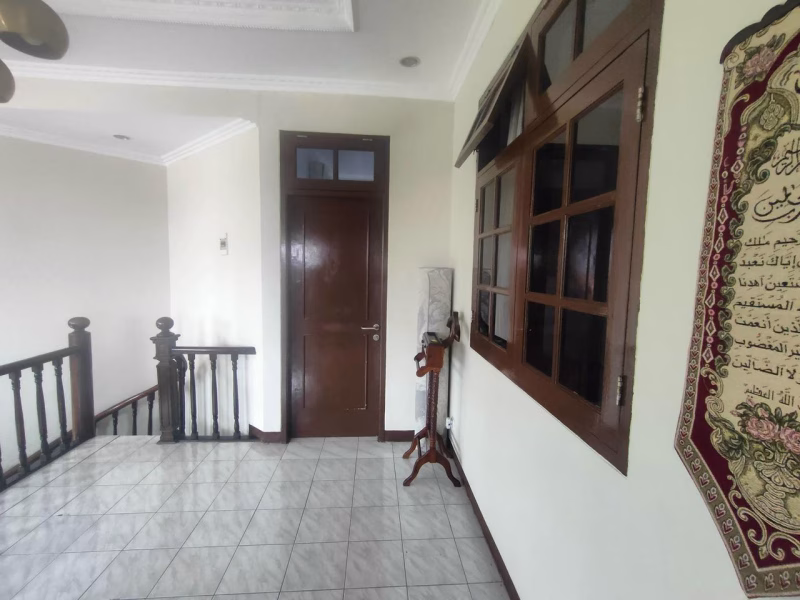 Rumah dalam komplek area Pejaten Indah