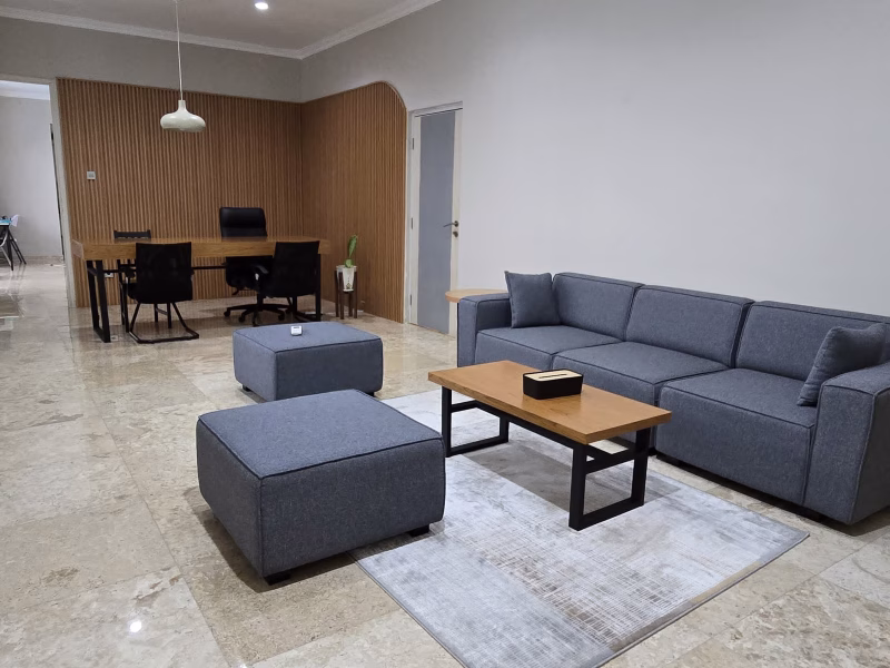 Rumah sewa area Cikini siap huni lokasi tenang dan nyaman bisa di jadikan office