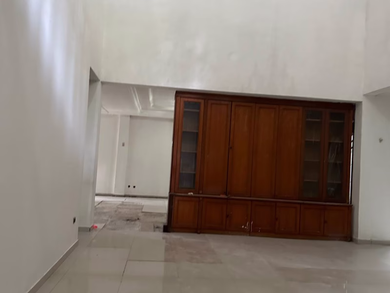 Rumah sewa Menteng bisa di jadikan silence office