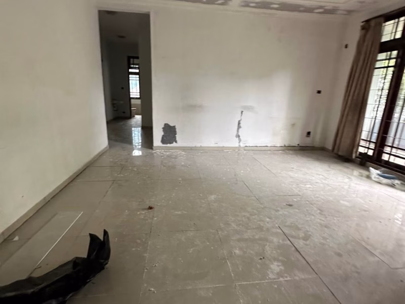 Rumah sewa Menteng bisa di jadikan silence office