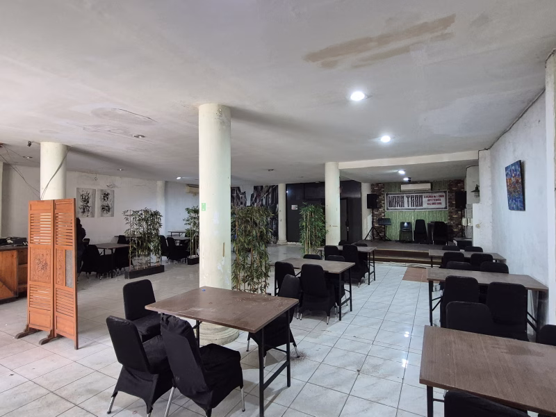 Ruko gandeng bisa di jadikan klinik atau pun cafe dan kantor