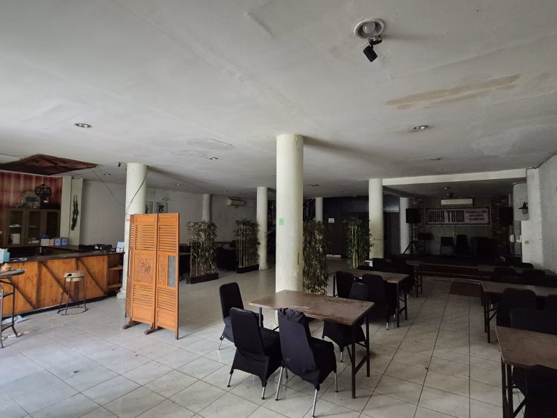 Ruko gandeng bisa di jadikan klinik atau pun cafe dan kantor