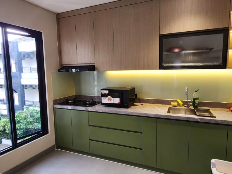 Di jual rumah Kost area Salemba , SHM ada 43 kamar