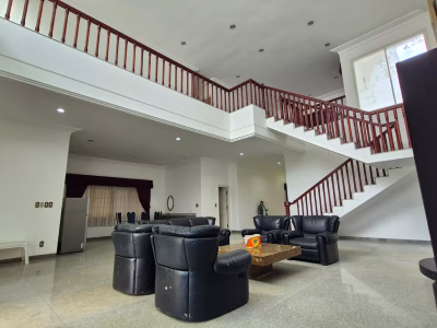 Rumah sewa Menteng siap huni no pool ada backyard lokasi tenang