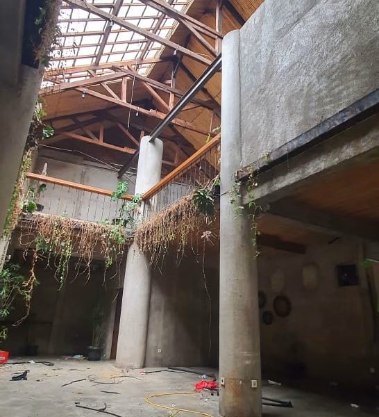 Tempat usaha area Cikini lokasi strategis