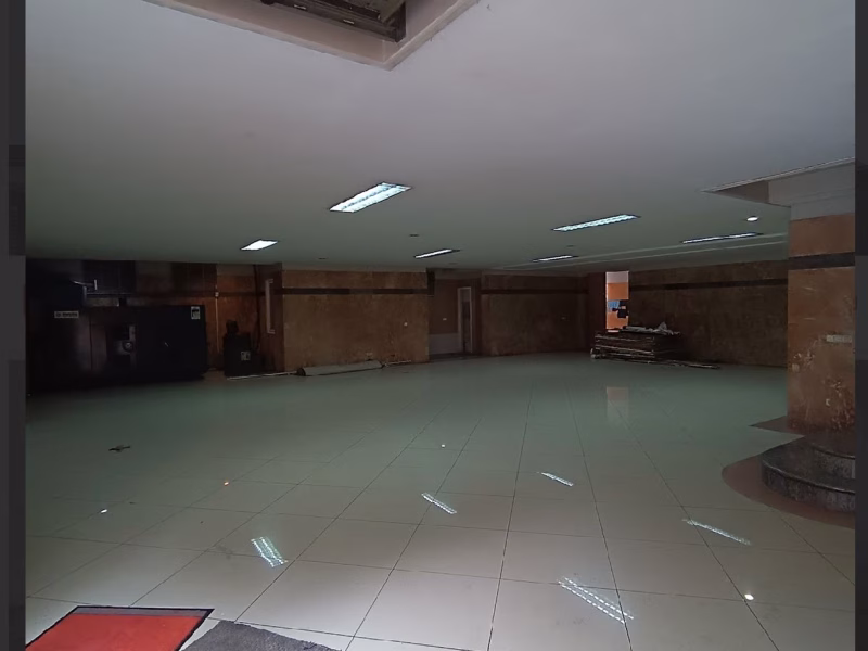 Rumah sewa Menteng 3 lantai plus basement un furnished
