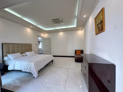 Rumah 3 Lantai plus basement siap huni area Patra Kuningan Jakarta Selatan