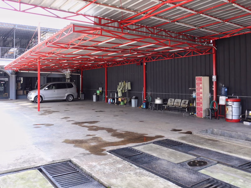 Lahan usaha area Bangka , Jakarta Selatan lokasi strategis