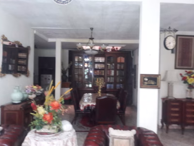 Rumah di jual area Tebet Jakarta Selatan , bebas banjir , SHM
