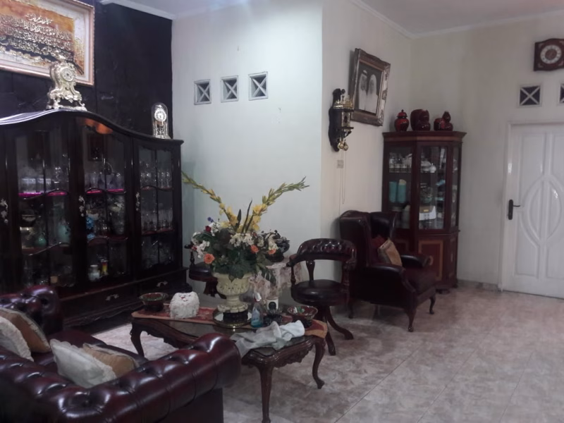 Rumah di jual area Tebet Jakarta Selatan , bebas banjir , SHM