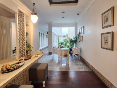 Rumah bisa di jadikan tempat usaha area Cikini , Menteng , Jakarta Pusat